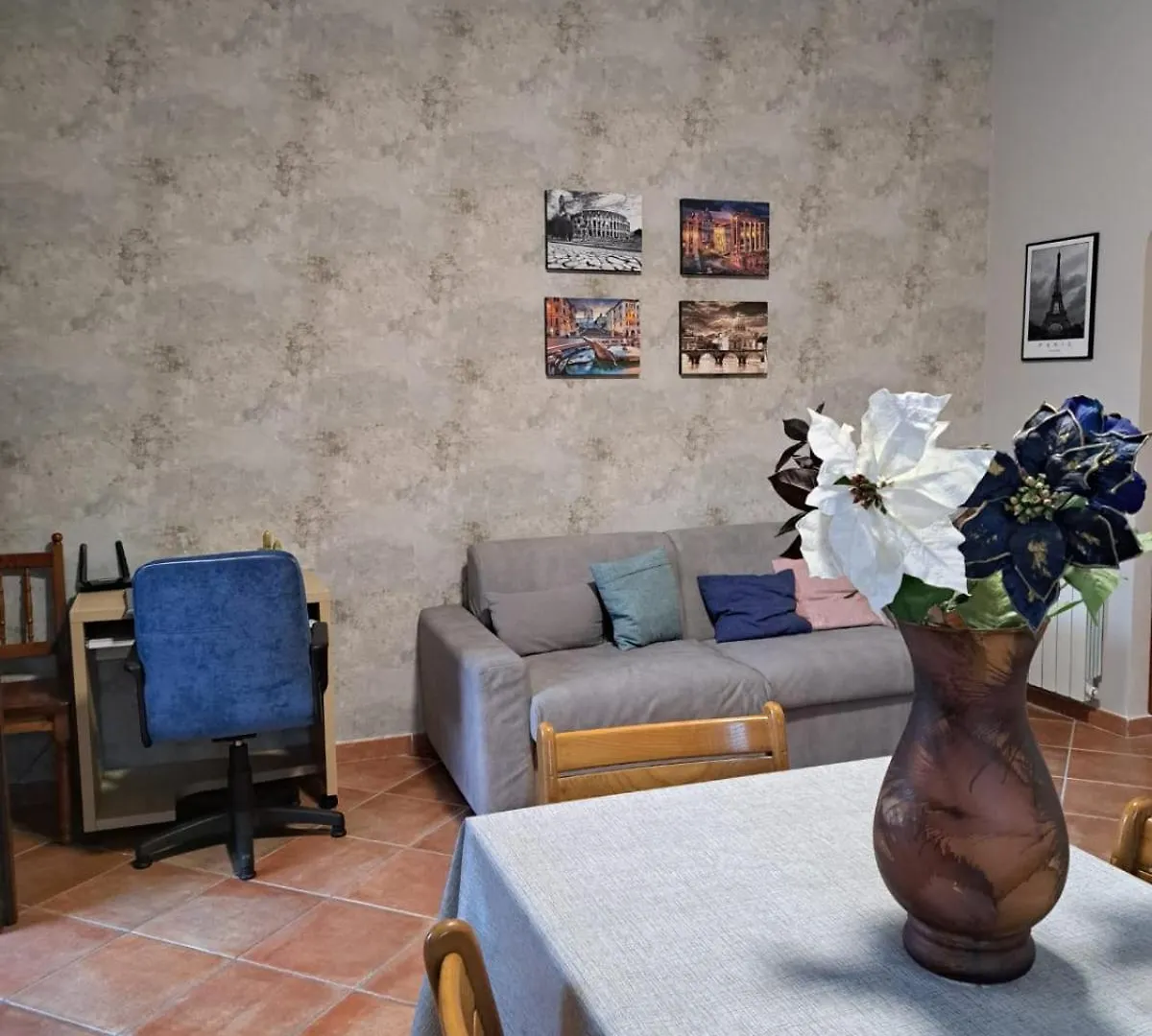 Apartment Roma Tor Vergata Con Giardino Рим