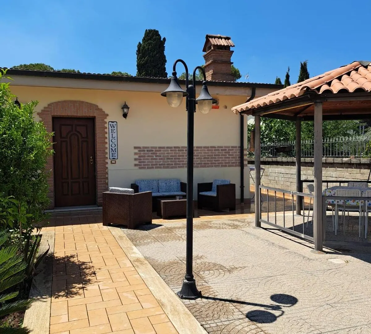 Apartment Roma Tor Vergata Con Giardino Италия